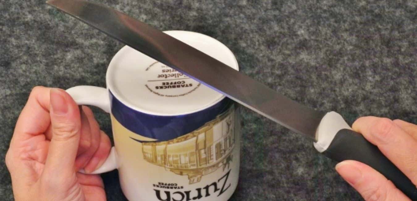 How to Sharpen a Kitchen Knife with a Coffee Mug